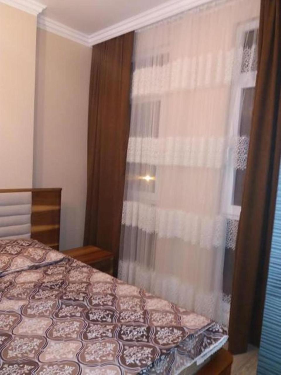 Apartment Irina Batumi Exterior photo