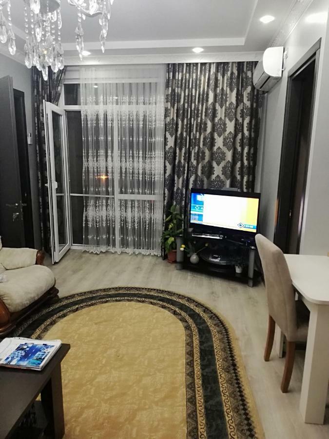 Apartment Irina Batumi Exterior photo